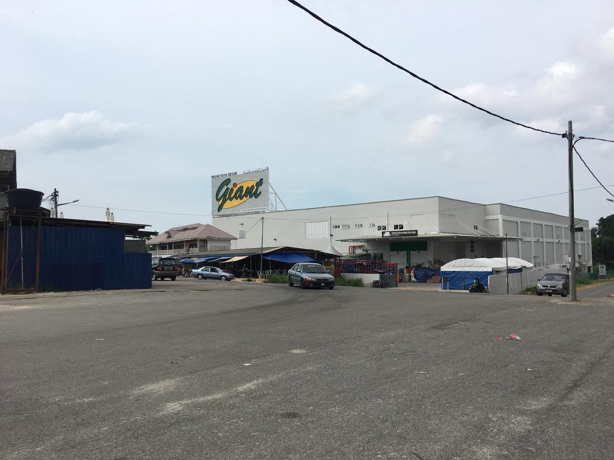Grand Business Hotel Jertih Bagian luar foto
